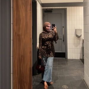 Meet your Posher, Haneen